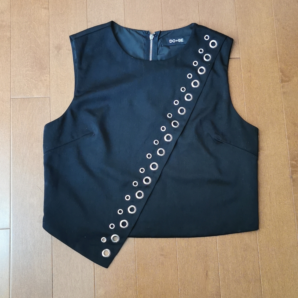 DO+BE women's sleeveless top size M